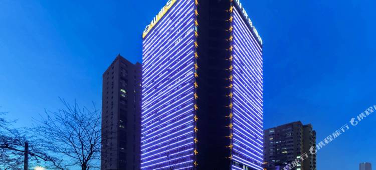 山水S酒店(大连火车站青泥洼桥地铁站店)图片