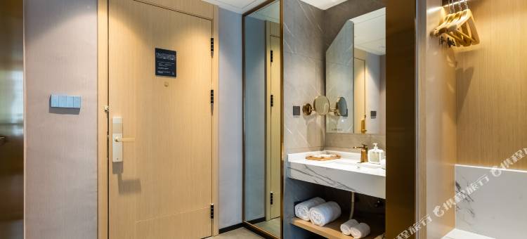 潮漫酒店(西宁高铁火车站店)图片