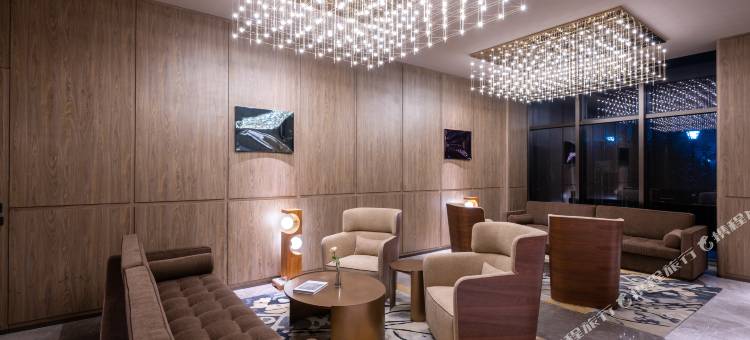 绍兴鉴湖桔子水晶酒店图片