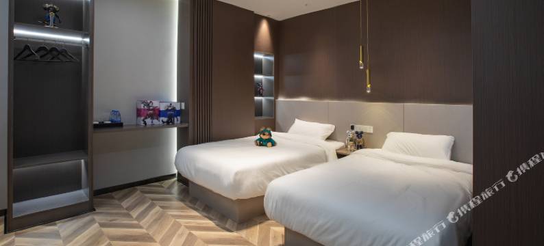 简悦电竞商务酒店(黄山屯溪老街店)图片