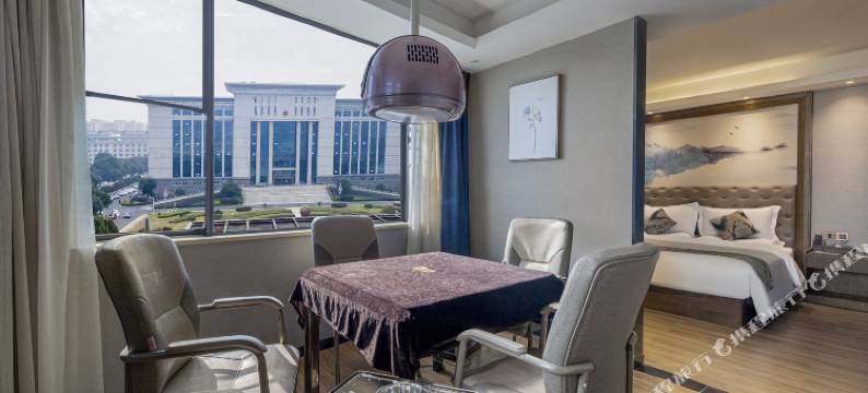 皇爵花园酒店(长沙友谊路省政府地铁站店)图片