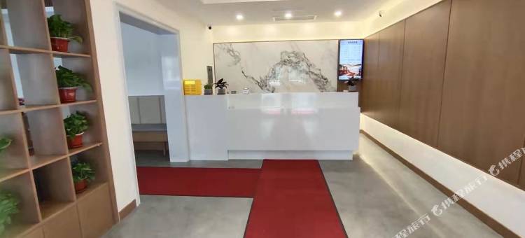 吉林一家商务宾馆(珲春街夜市北山公园店)图片