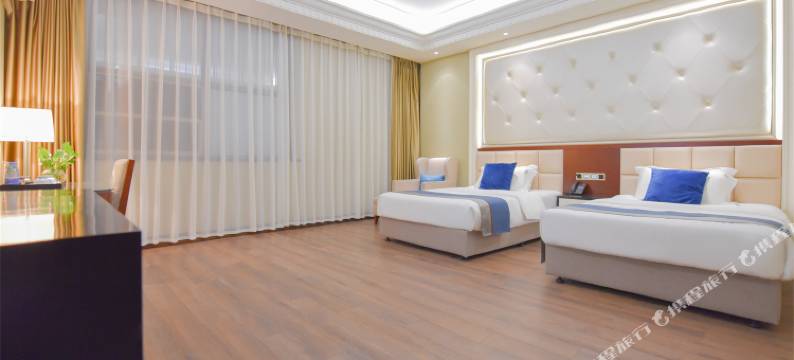 天悦湾大酒店(巴中南江彩虹桥店)图片