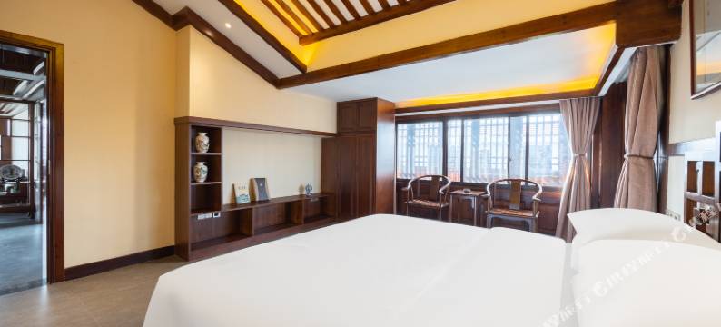 慈利县酒惜味古卫城庄园图片