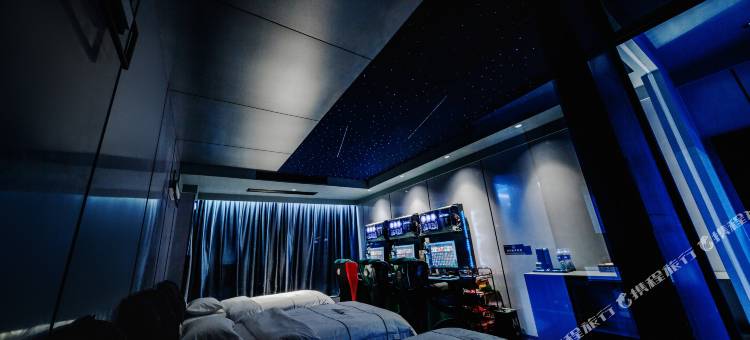 岸异·电竞酒店(林达阳光城美食街店)图片