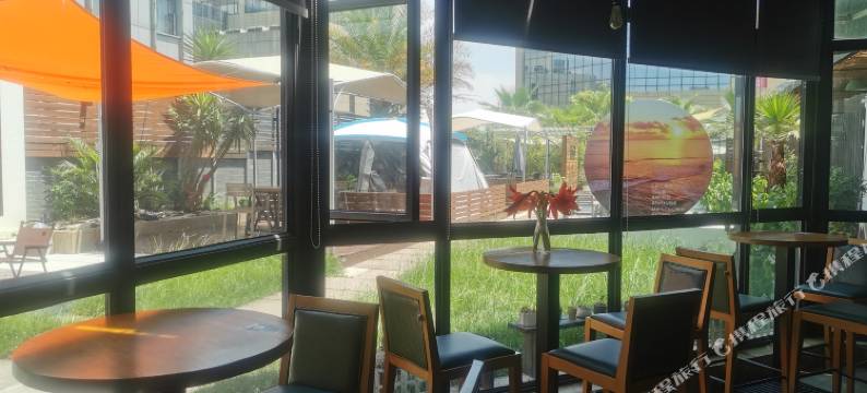 江油棕榈泉花园商务酒店(纪念碑太白公园店)图片