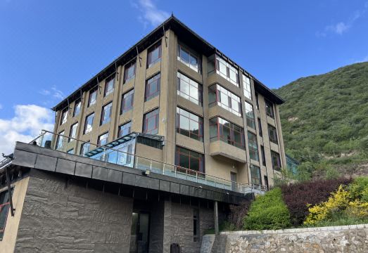 Daza Resort Mountain House B&B Hotel Overview