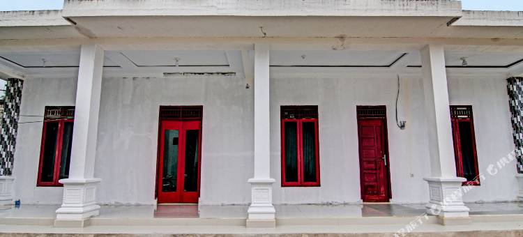 森达纳伊斯兰旅馆酒店，靠近PASAR FLAMBOYAN(Hotel O Wisma Cendana Syariah Near Pasar Flamboyan)图片