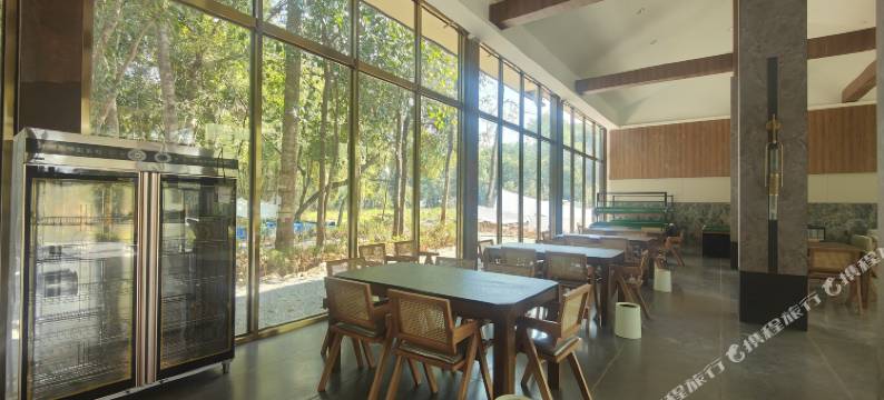 陇川南宛湖度假民宿图片