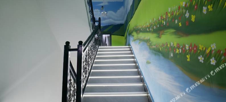 春安夏泰民宿图片