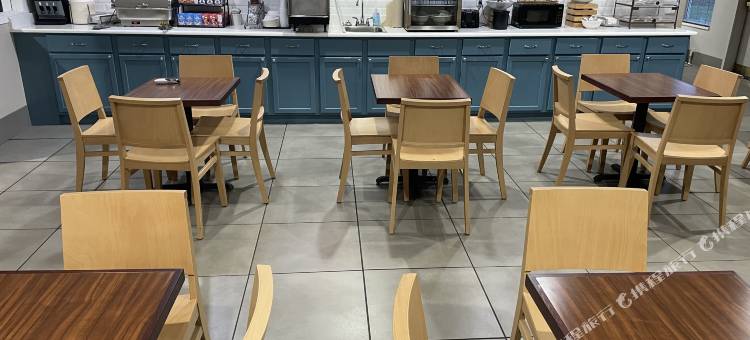 爱荷华州道奇堡贝斯特韦斯特和谐酒店(Best Western Harmony Inn Fort Dodge Iowa)图片