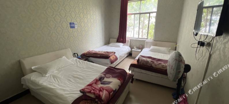 禄劝仁德宾馆图片