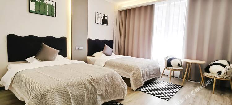 梦筑晓居(峨眉山高铁站报国寺店)图片