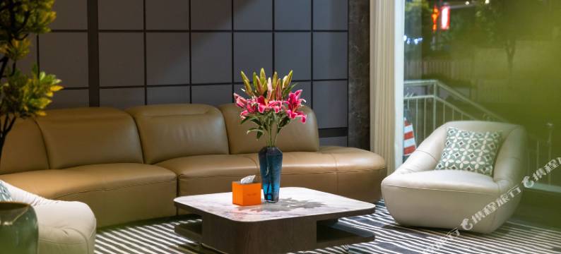 梵蒂斯舒馨酒店(大理祥云高铁站店)图片