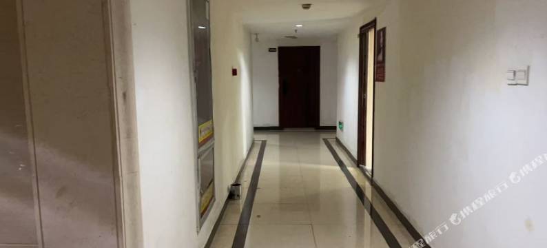 家家青年民宿(红谷滩万达店)图片