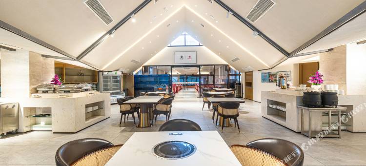 季枫国际酒店(万宁高铁站店)图片