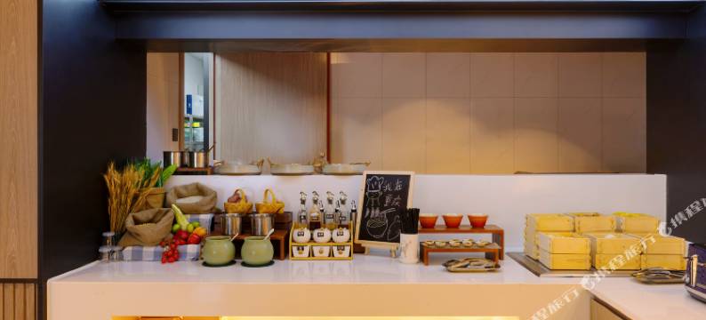 宜尚酒店(重庆解放碑步行街洪崖洞店)图片