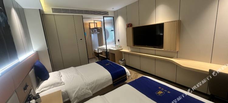 库车速8酒店(火车站东湖公园店)图片