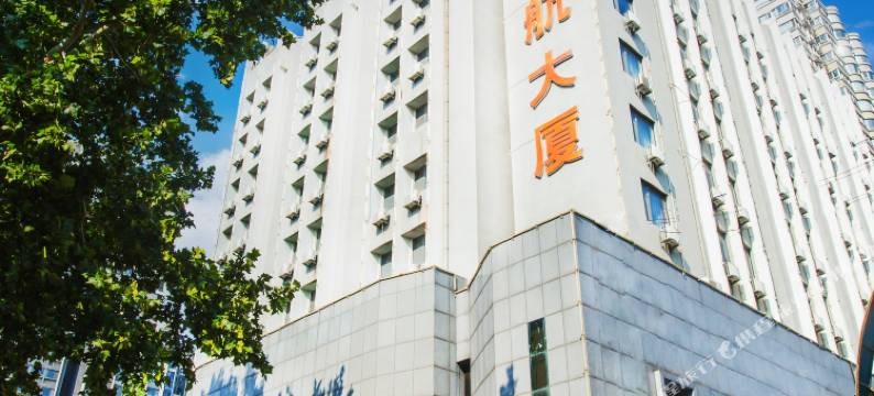 新航大厦(济南山东师范大学泉城广场店)图片