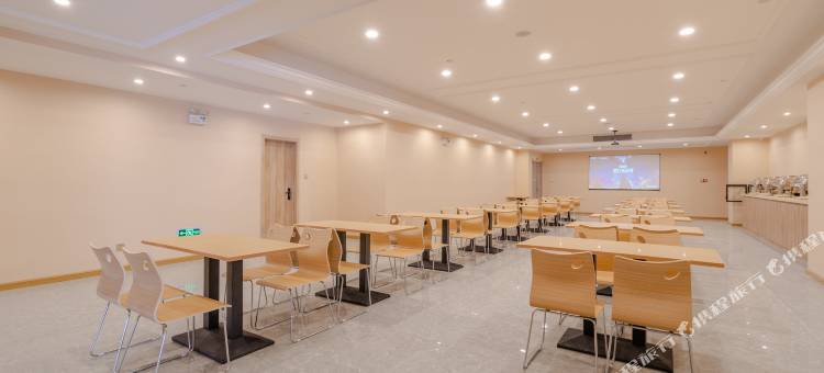 速8精选酒店(合肥蜀山产业园振兴路地铁站店)图片