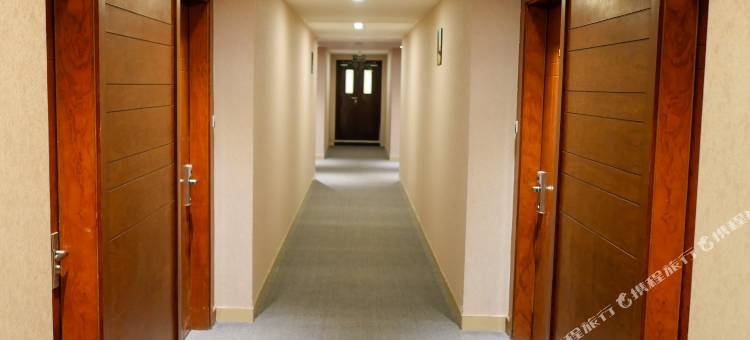 派柏·云酒店(上海浦东国际机场川六公路店)图片