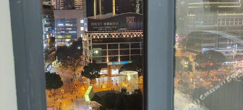 重庆楼下就是解放碑步行可到洪崖洞公寓图片