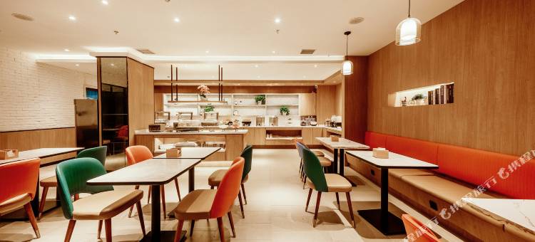 汉庭优佳酒店(德令哈景华湾广场店)图片