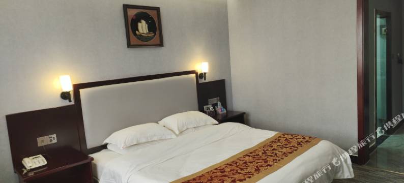 华庭商务宾馆(濮阳市妇幼保健院店)图片