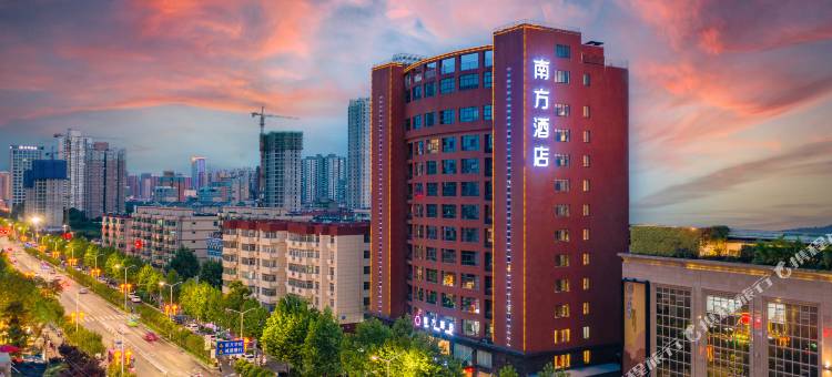 南方酒店(西安市青少年活动中心市图书馆地铁站店)图片