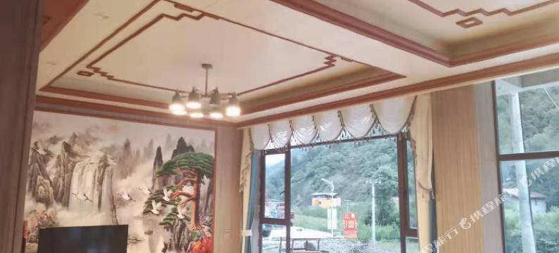 汶川卧龙四季客栈图片