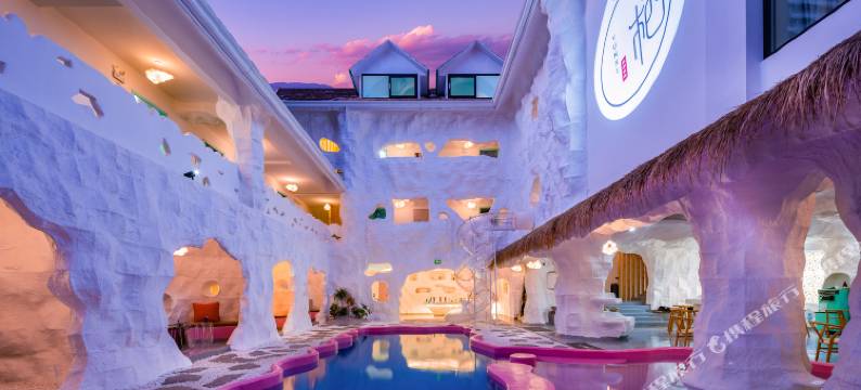 西双版纳景洪云栖艺宿(告庄星光夜市店)图片