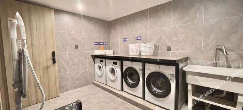 广州久龙酒店(桐梓高铁东站店)图片