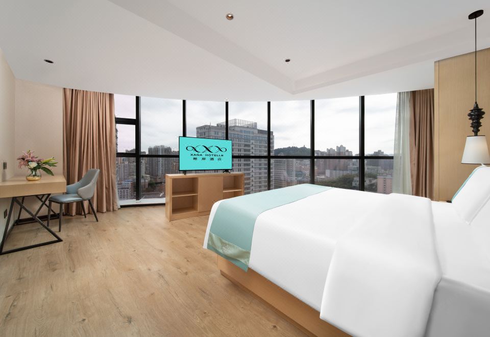  Hotel Overview