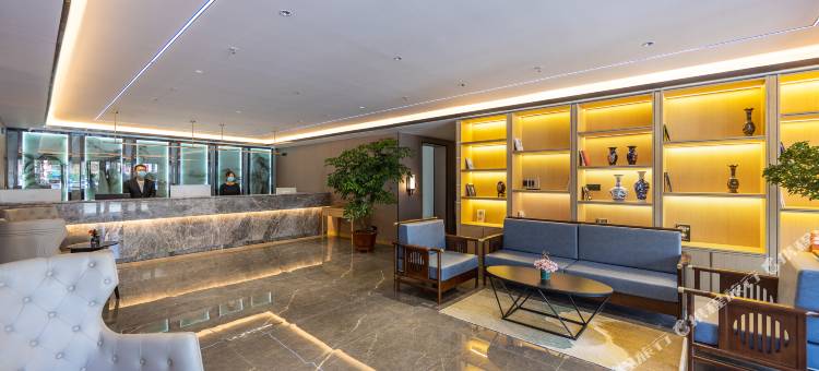 艺龙瑞云酒店(西宁城北区小桥大街店)图片