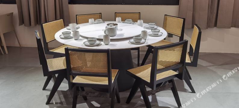 衡山半山腰郡玉山庄图片