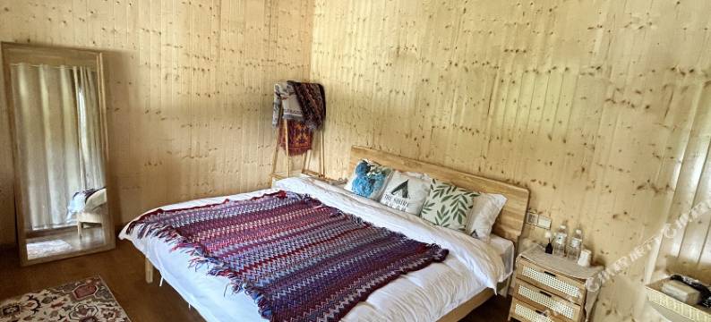 Theshire夏尔森林露营基地图片