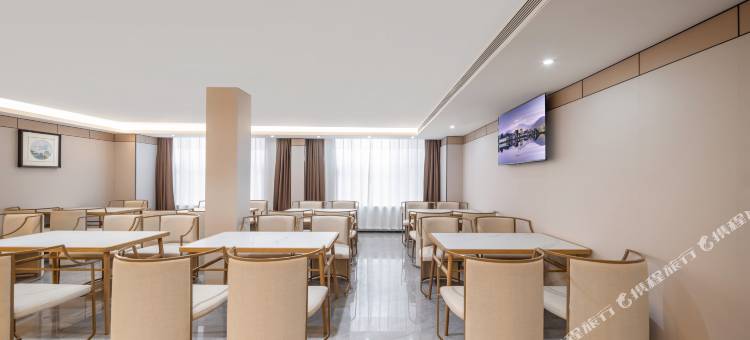 陌上轻雅酒店(天水古城兰天城市广场店)图片