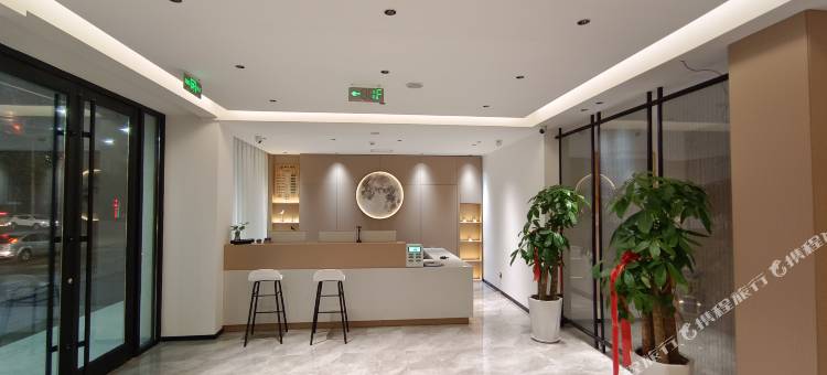 朗月酒店(锦州火车站店)图片
