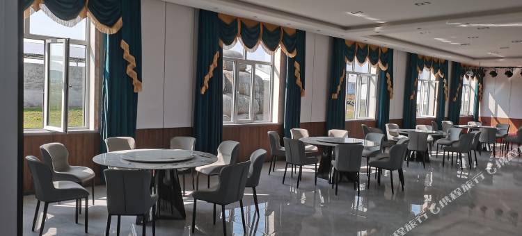 嘉丽观光牧场蒙古包(黑山头镇店)图片