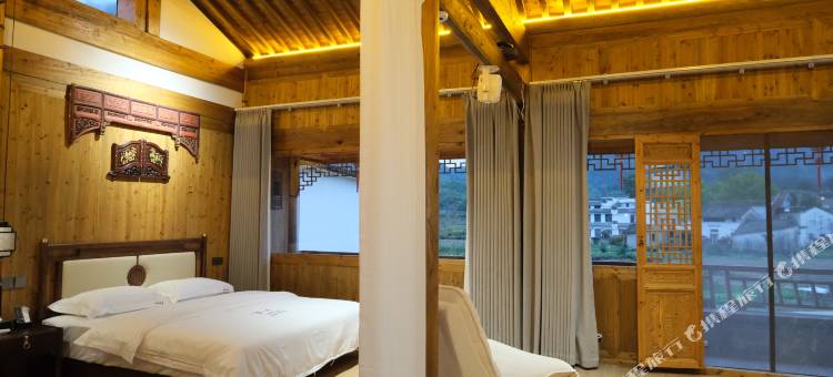 黄山呈坎绿野闲庭(长春大社店)图片