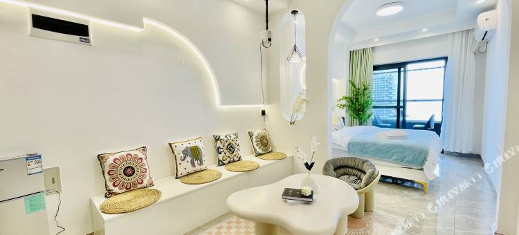 澜星观江美宿(告庄西双景星光夜市店)图片