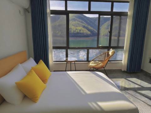 水甜依舍民宿(太平湖风景区店)