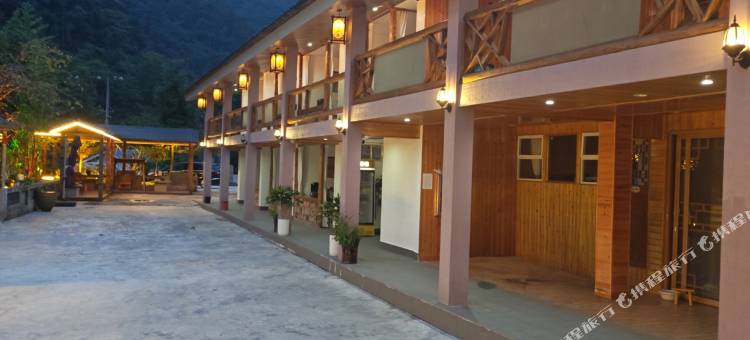 梵净山龙庭小院(梵净山景区店)图片