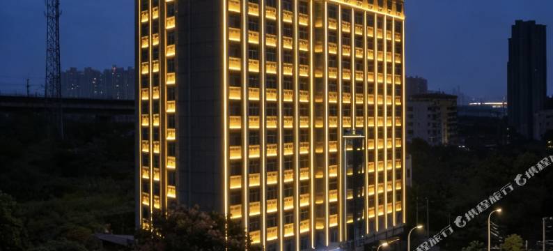 TOWO上品酒店(南昌高铁西站望城新区店)图片