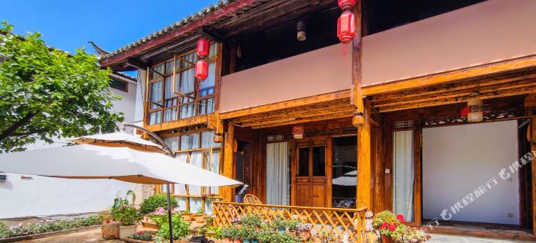 归宁雪山观景院(束河古镇店)图片