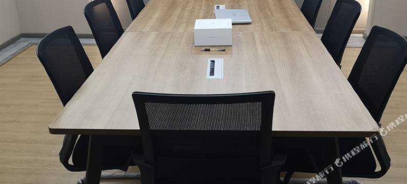 深圳嘉龙酒店(水贝珠宝城田贝地铁站店)图片