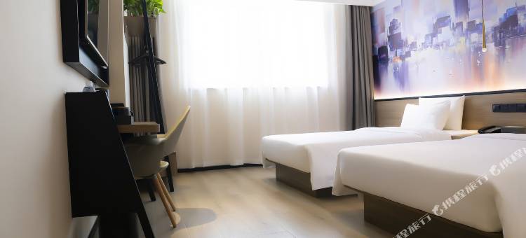 锐思特逸致酒店(漯河食品学院会展中心店)图片