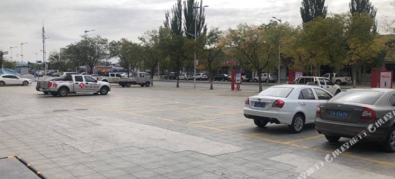 瑞思豪酒店(吴忠红寺堡店)图片