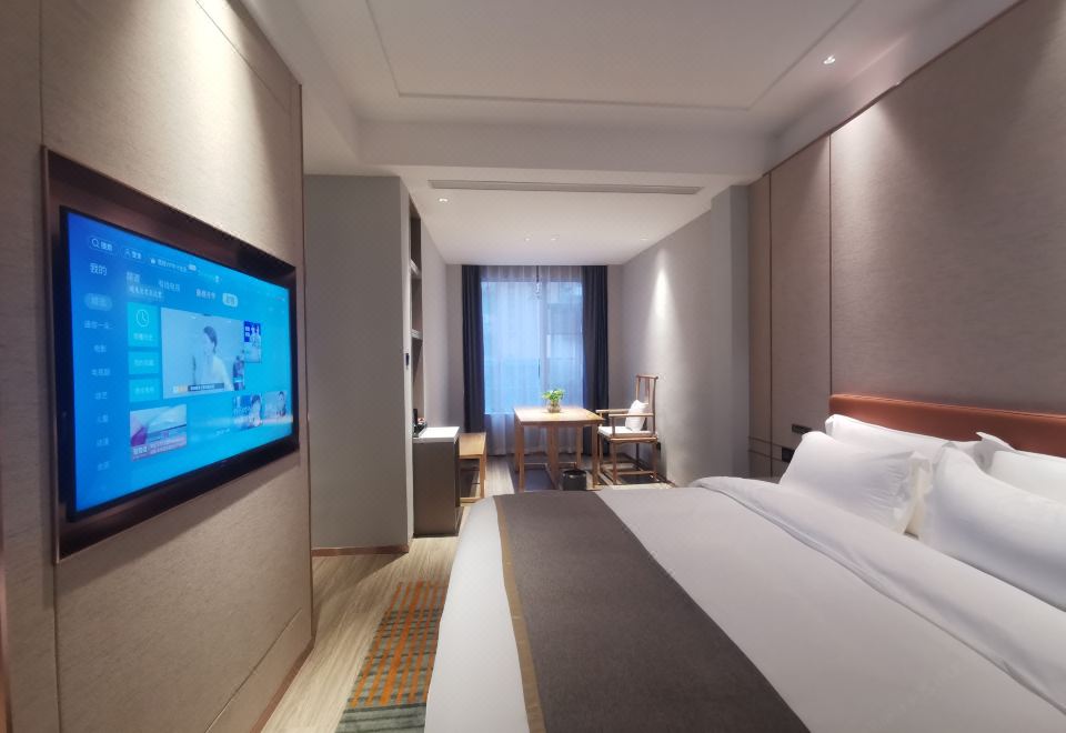  Hotel Overview