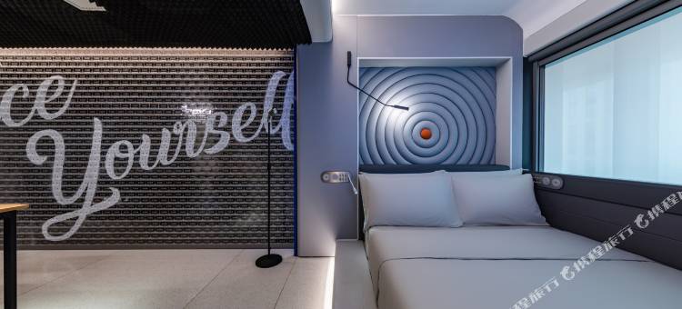 上海静安寺淮海中路亚朵X酒店图片